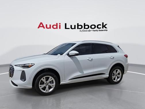 Glacier White Metallic 2026 Audi Q5