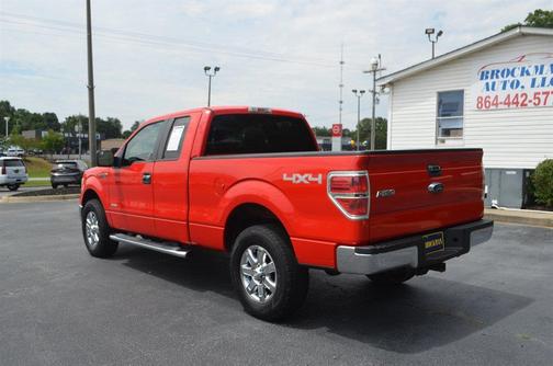 Red 2013 Ford F-150 XLT