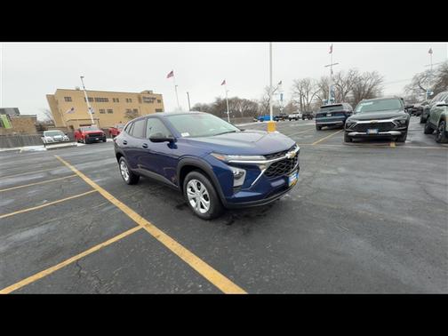 2024 Chevrolet Trax LS