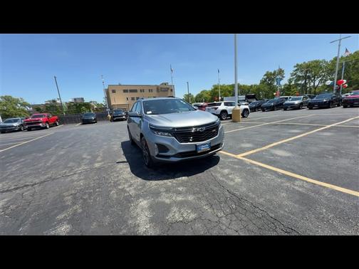 Sterling Gray Metallic 2024 Chevrolet Equinox FWD RS