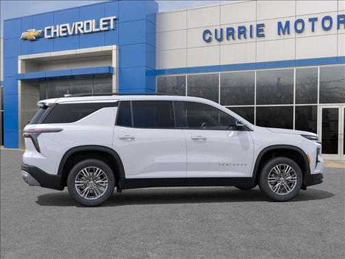 Summit White 2026 Chevrolet Traverse LT