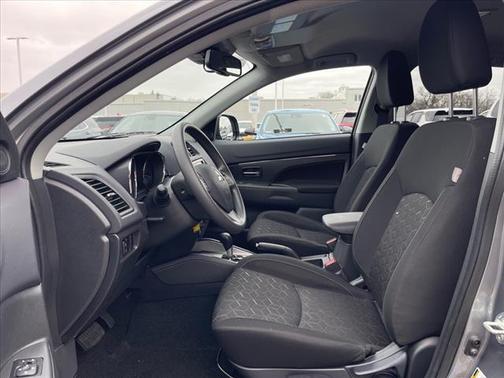2024 Mitsubishi Outlander Sport 2.0 ES