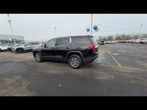 2022 GMC Acadia AWD SLE
