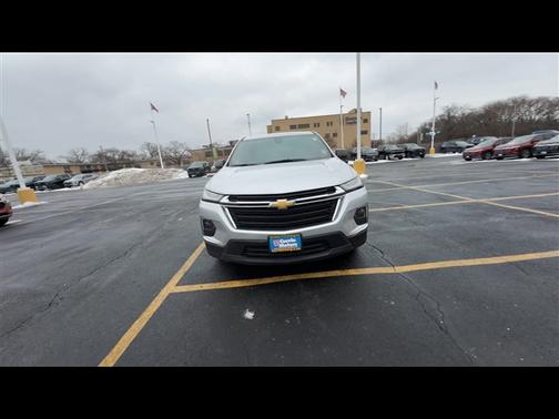 2022 Chevrolet Traverse LS