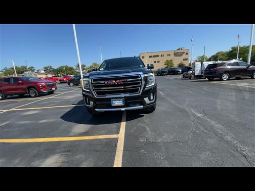 2023 GMC Yukon XL SLT