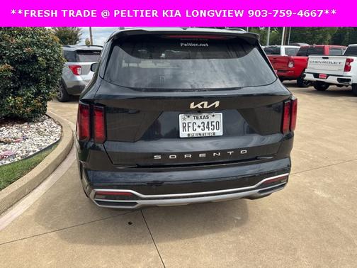 2022 Kia Sorento EX
