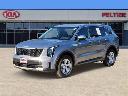 2025 Kia Sorento LX
