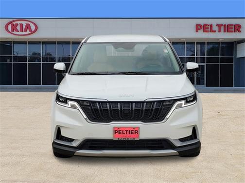 2023 Kia Carnival LX