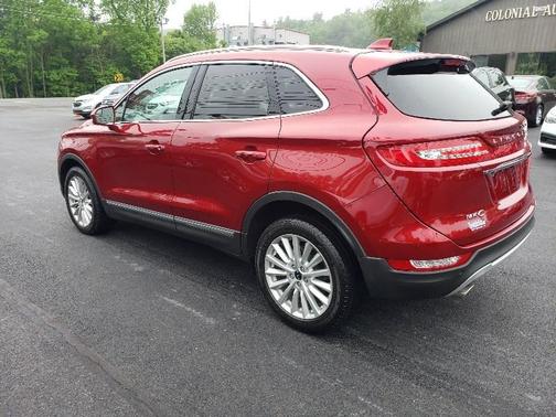 Photo 2 of 22 of 2019 Lincoln MKC Standard