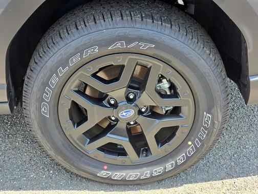 Geyser Blue Pearl 2026 Subaru Outback Wilderness