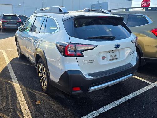 2024 Subaru Outback Touring XT
