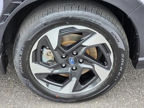 Ice Silver Metallic 2024 Subaru Crosstrek Limited