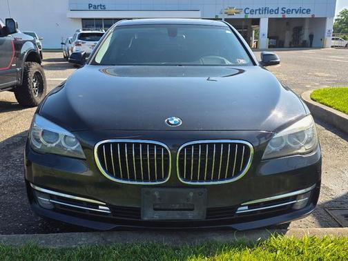2013 BMW 750 i xDrive