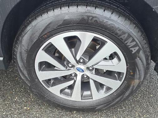 Ice Silver Metallic 2025 Subaru Outback Premium