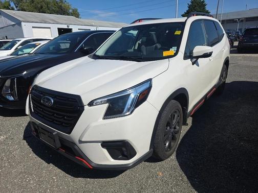 Crystal White Pearl 2024 Subaru Forester Sport