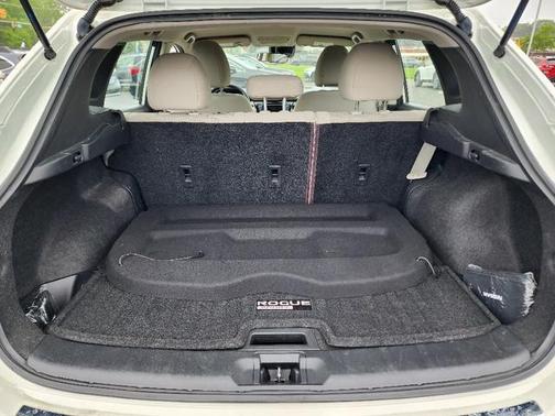 2020 Nissan Rogue Sport SV