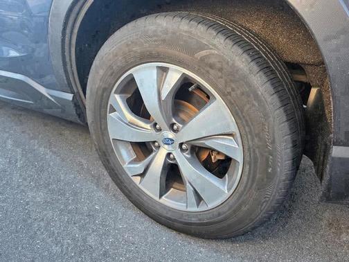 2023 Subaru Ascent Premium 7-Passenger