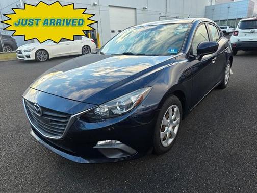 2016 Mazda Mazda3 i Sport