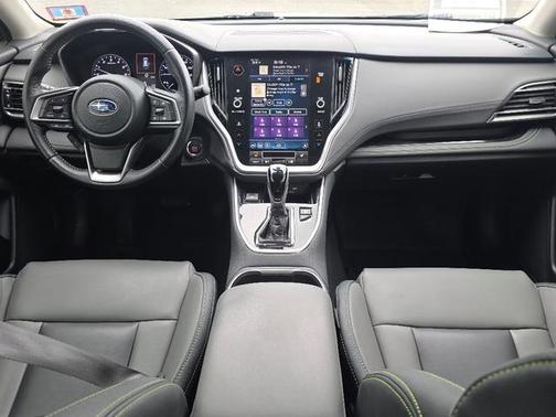 Crystal White Pearl 2020 Subaru Outback Onyx Edition XT