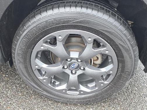 Crystal White Pearl 2023 Subaru Crosstrek Sport