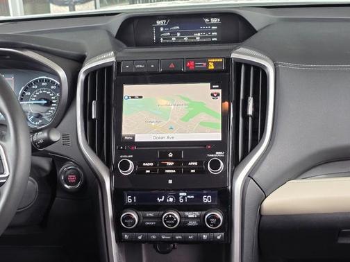 Crystal White Pearl 2021 Subaru Ascent Touring 7-Passenger