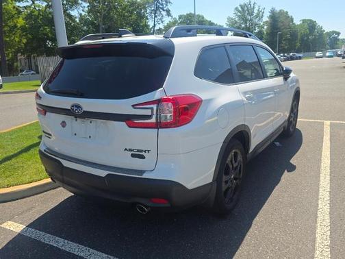 Crystal White Pearl 2024 Subaru Ascent Onyx Edition Limited 7-Passenger