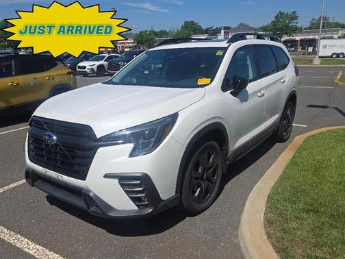 Crystal White Pearl 2024 Subaru Ascent Onyx Edition Limited 7-Passenger