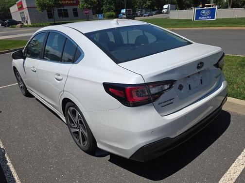 Crystal White Pearl 2022 Subaru Legacy Limited