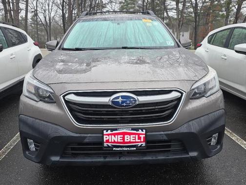 Brilliant Bronze Metallic 2021 Subaru Outback Premium