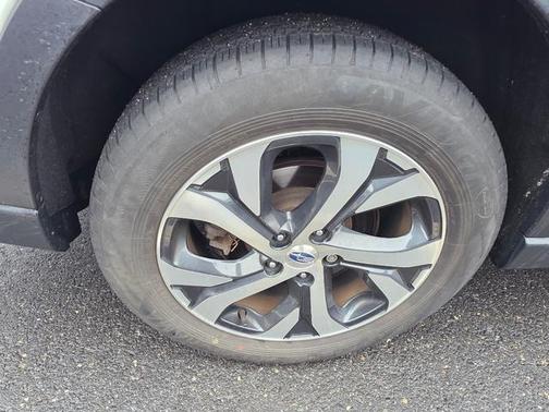 2022 Subaru Outback Touring