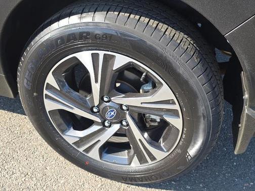 Magnetite Gray Metallic 2024 Subaru Crosstrek Premium