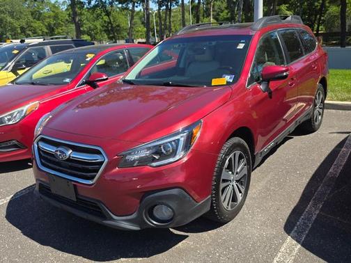 Crimson Red Pearl 2018 Subaru Outback 3.6R Limited