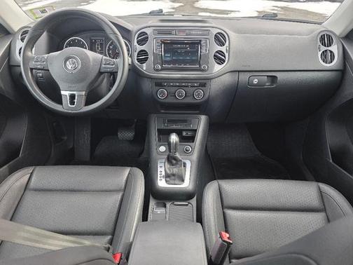 2017 Volkswagen Tiguan 2.0T Wolfsburg Edition