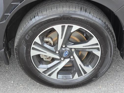 Magnetite Gray Metallic 2024 Subaru Crosstrek Premium