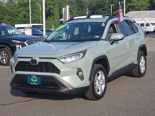 Lunar Rock 2019 Toyota RAV4 XLE