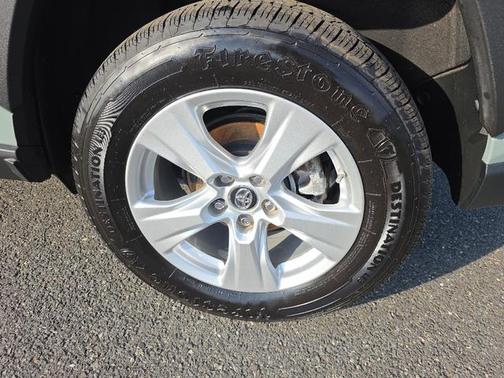 Lunar Rock 2019 Toyota RAV4 XLE