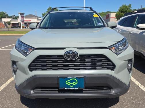 Lunar Rock 2019 Toyota RAV4 XLE