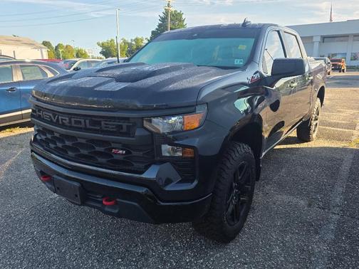 Dark Ash Metallic 2023 Chevrolet Silverado 1500 Custom Trail Boss