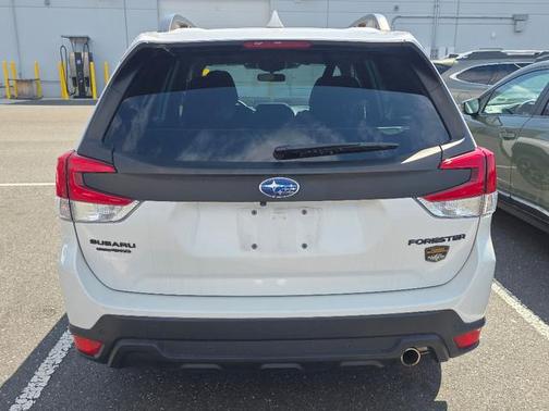Crystal White Pearl 2023 Subaru Forester Wilderness
