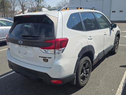 Crystal White Pearl 2023 Subaru Forester Wilderness
