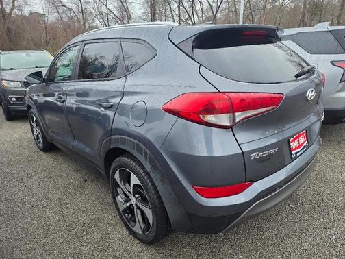 2016 Hyundai TUCSON Sport