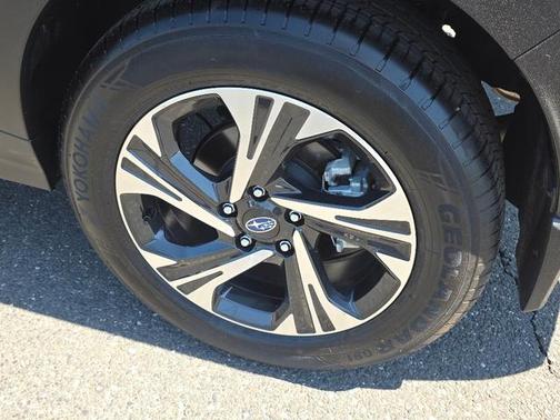Crystal Black Silica 2025 Subaru Crosstrek Premium