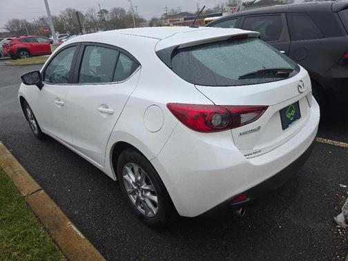 Snowflake White Pearl 2016 Mazda Mazda3 i Touring