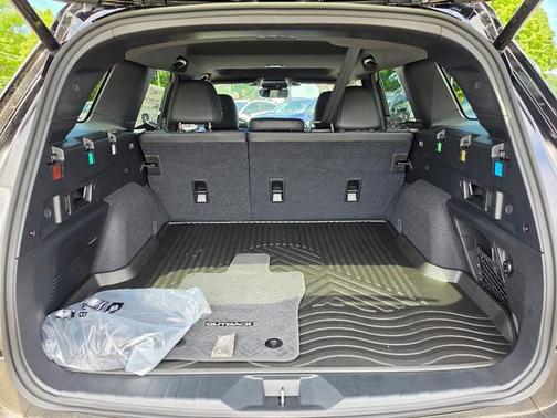 Crystal Black Silica 2026 Subaru Outback Limited XT