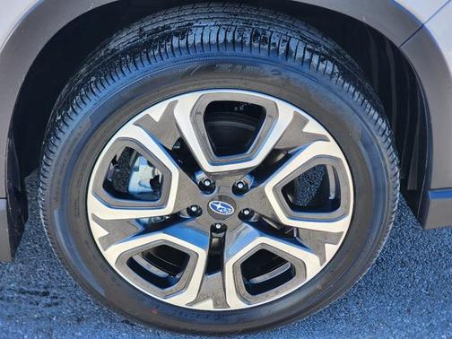 2025 Subaru Ascent Touring 7-Passenger