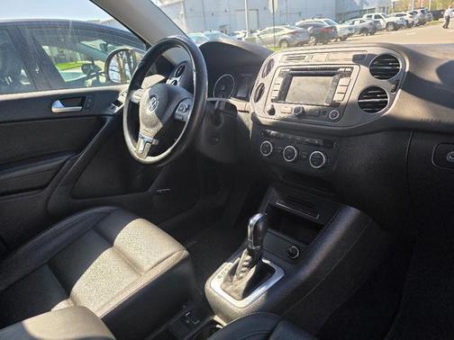 2014 Volkswagen Tiguan 4MOTION Auto SEL