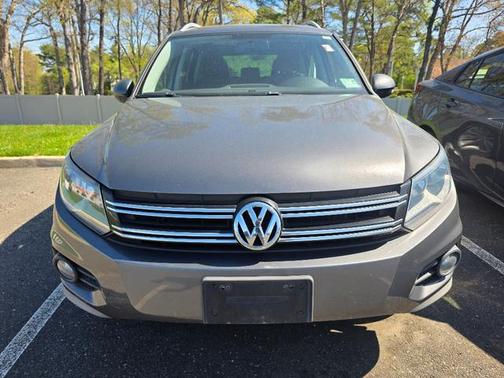 2014 Volkswagen Tiguan 4MOTION Auto SEL