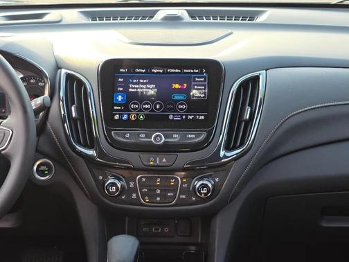 Mosaic Black Metallic 2024 Chevrolet Equinox Premier w/1LZ