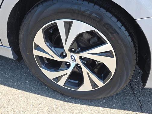 Ice Silver Metallic 2024 Subaru Legacy Premium