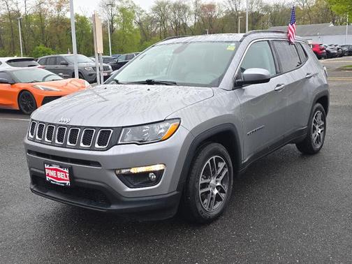 Billet Silver Metallic Clearcoat 2019 Jeep Compass Latitude